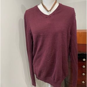 Old Navy V-neck Sweater